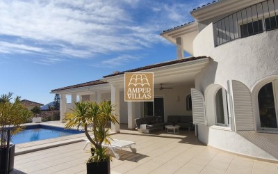 Charming and comfortable villa in Santa Clara.